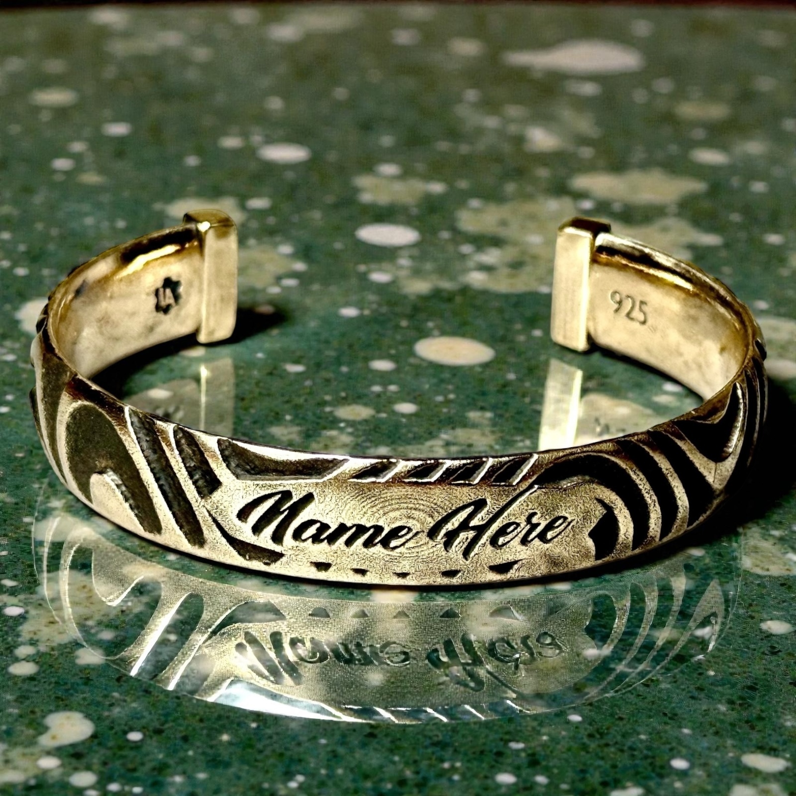 Damascus Cuff (10 mm)