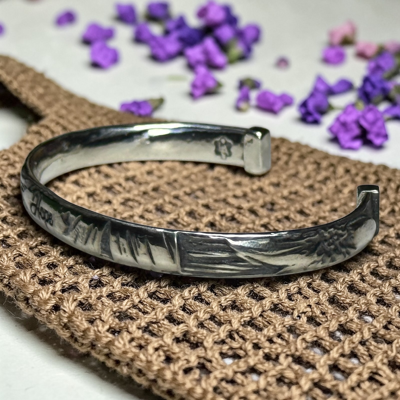Floral Legacy Cuff (7 mm) image 2