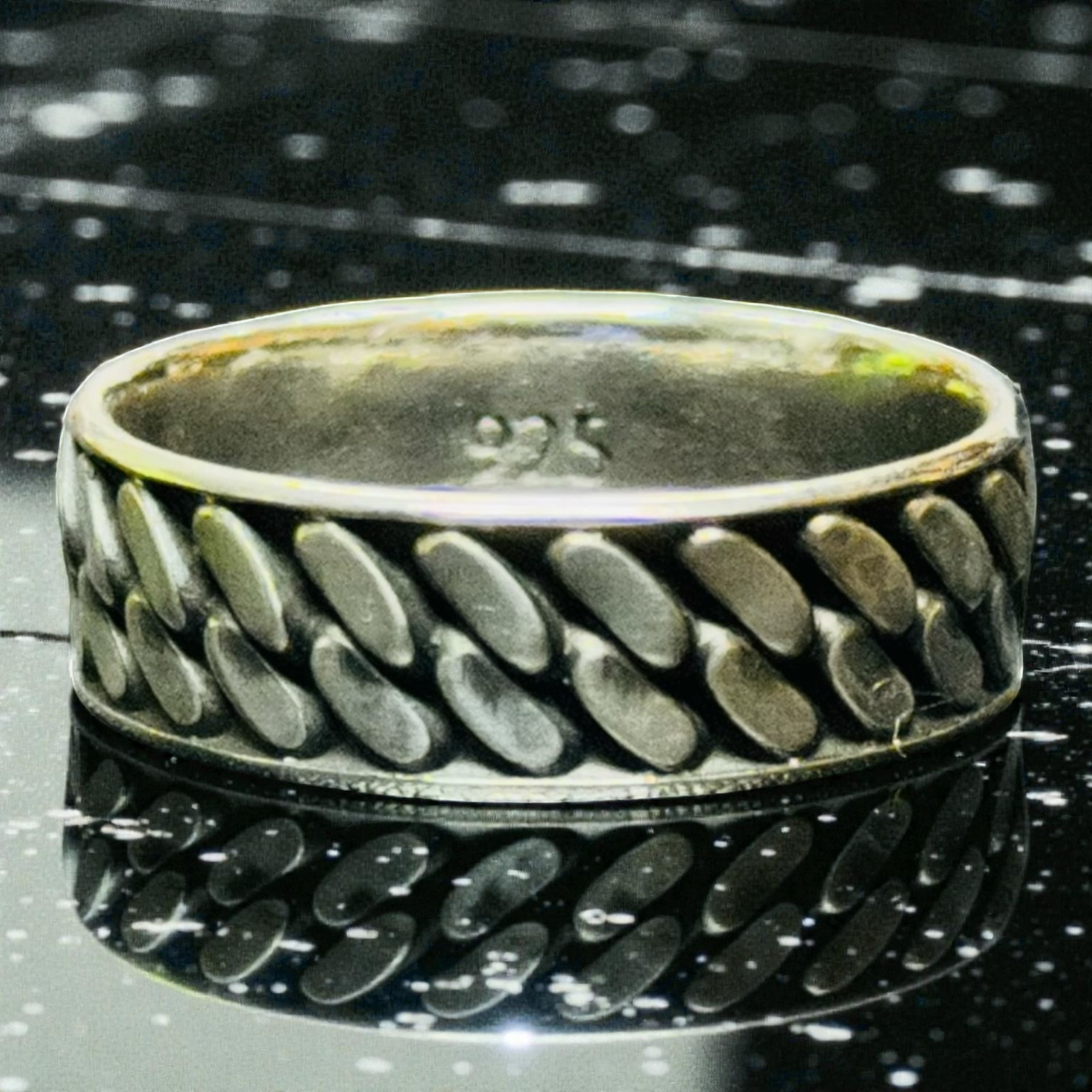 Cuban Link Classic Ring